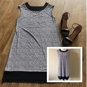 🌺 Black & White Shift Dress